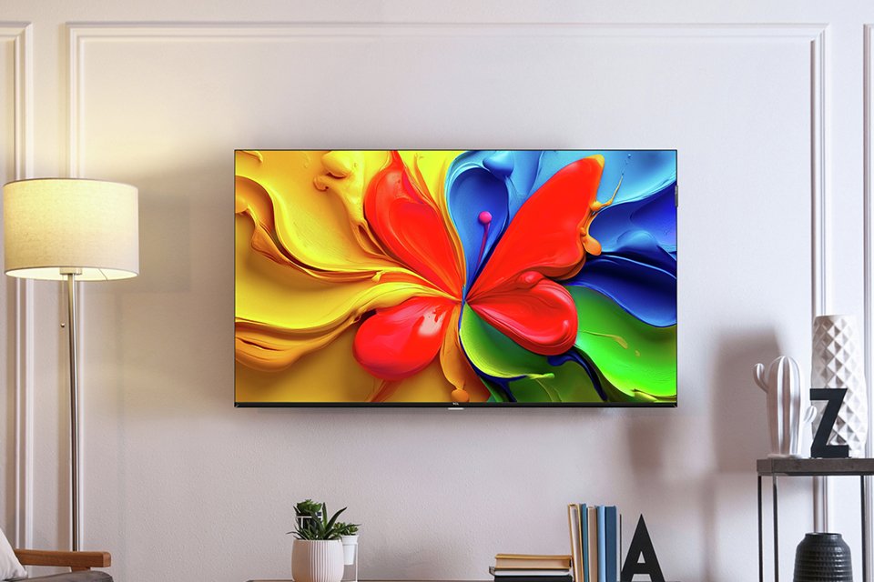 Shop TVs this Christmas. Big joy in small screens!