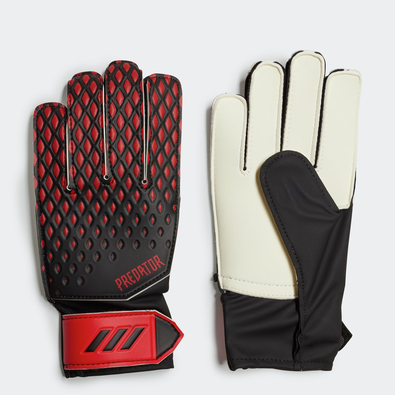 adidas-predator-junior-goalkeeper-gloves-reviews-updated-november-2023