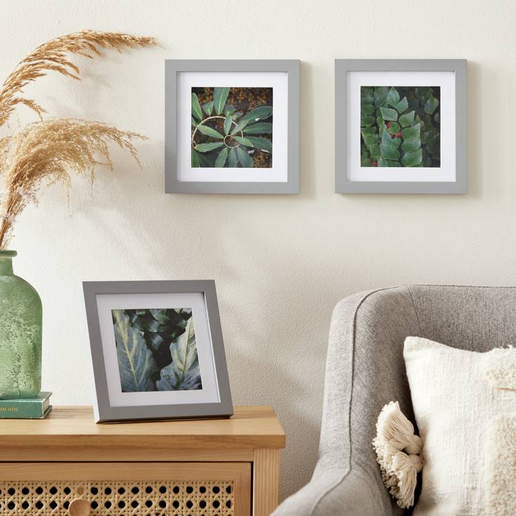 Habitat 3 Pack Grey Wooden Picture Frames - 4x4" 0