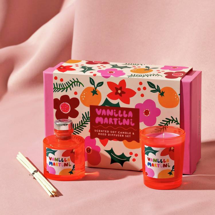 Raspberry Blossom Candle And Reeds Diffuser-Cognac & Vanilla 0
