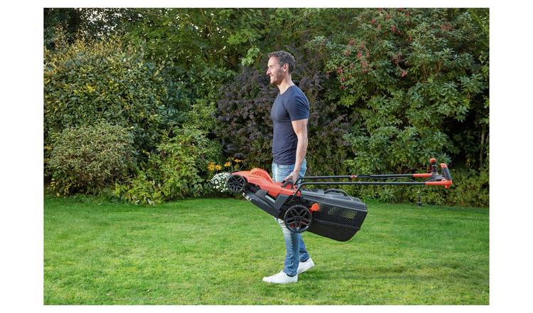 Black and decker online lawn raker argos