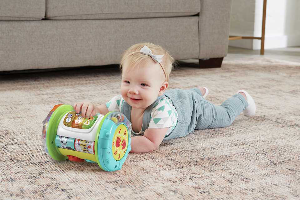 Vtech explore and discover roller.