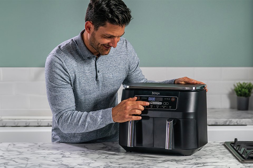 Save up to 30% on selected small kitchen appliances. Shop now.