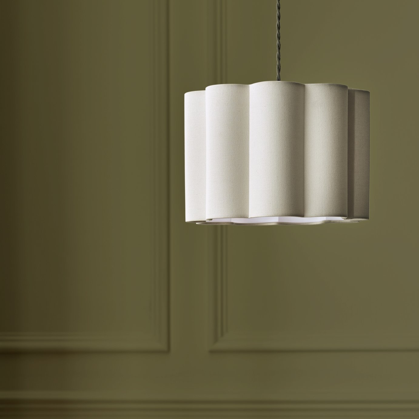 Habitat Pleat Natural Easy Fit Lampshade - 30cm
