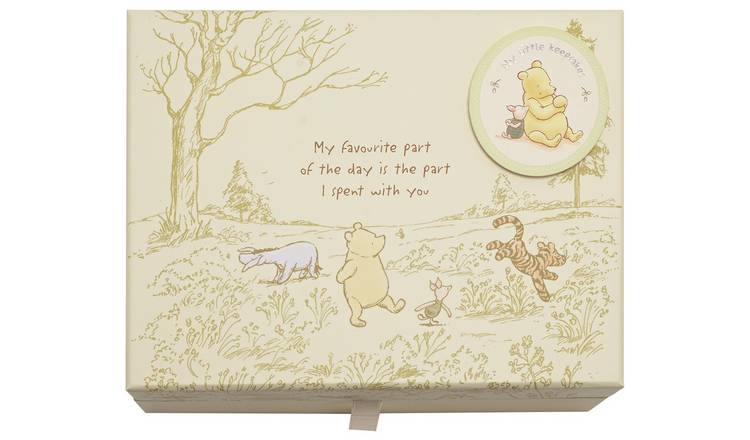 Disney Classic Winnie The Pooh Christmas Keepsake Box