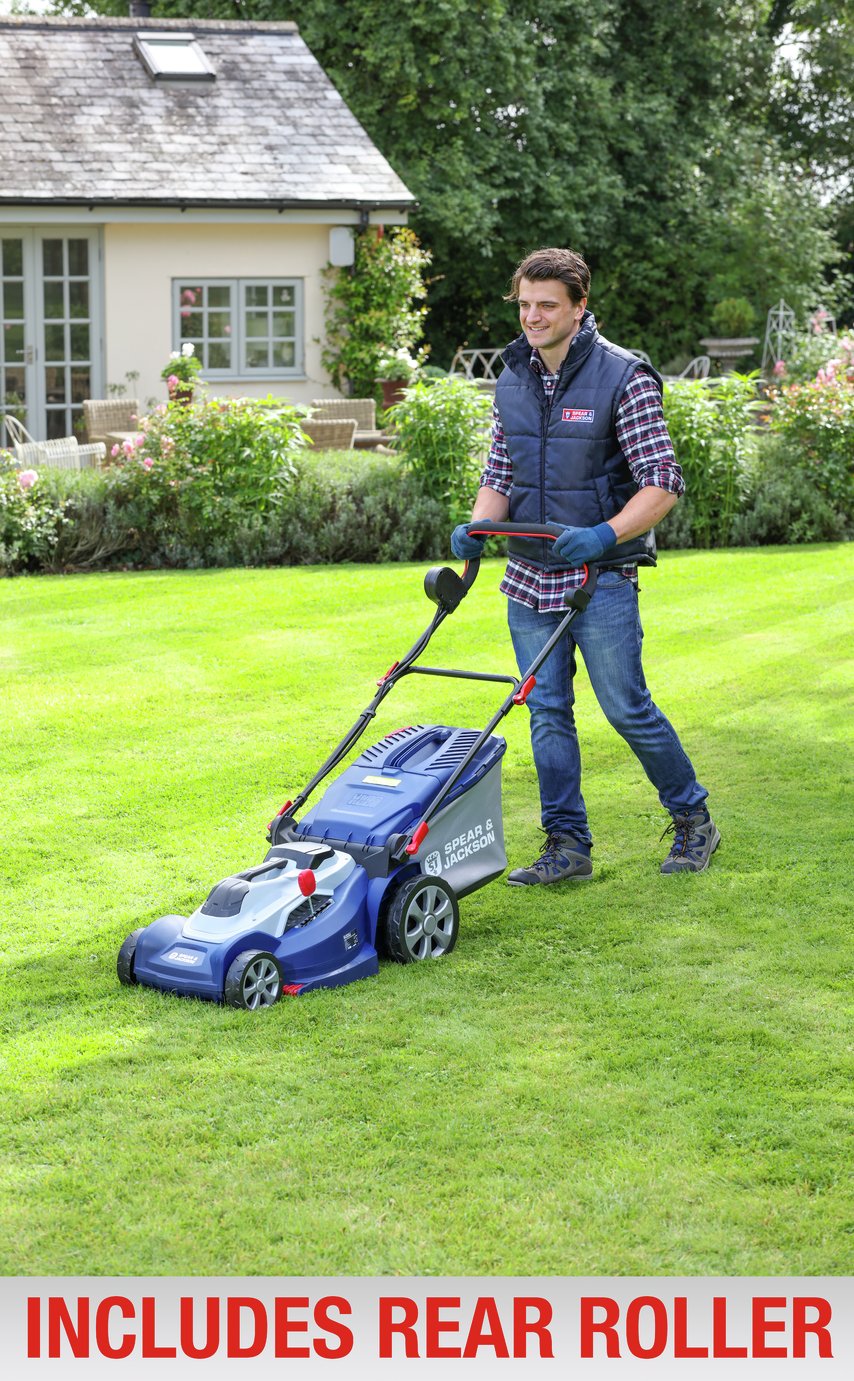 Spear & Jackson 44cm Cordless Lawnmower & 2 Batteries Review