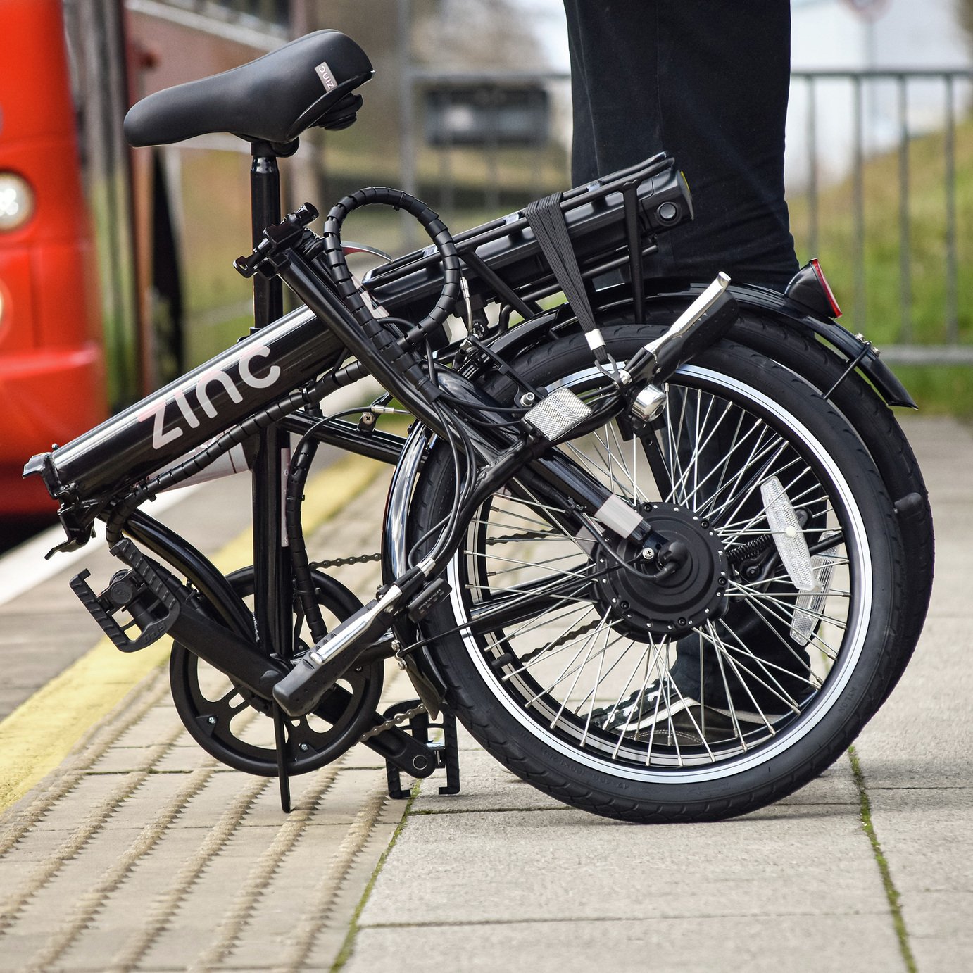mid drive electric bicycle Velotric Discover M Mid-Drive Commuter Ebike - Olivine Green - 100 Nm Torque, 500W Mid-Drive Motor, 95-mile Long Range