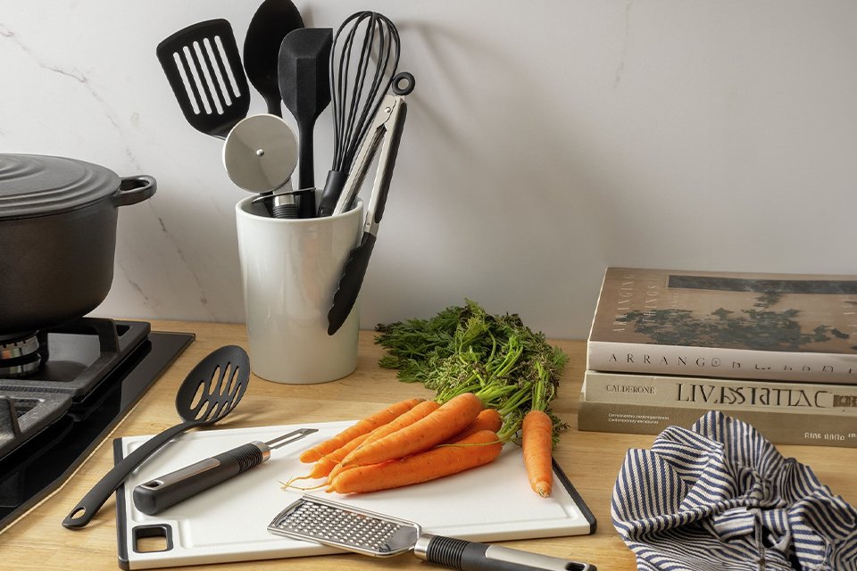 Home Essentials 10 Piece Utensils Set - Black.