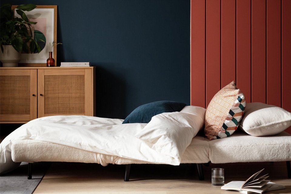 Guests staying? Includes bedding, throws, guest beds and more.