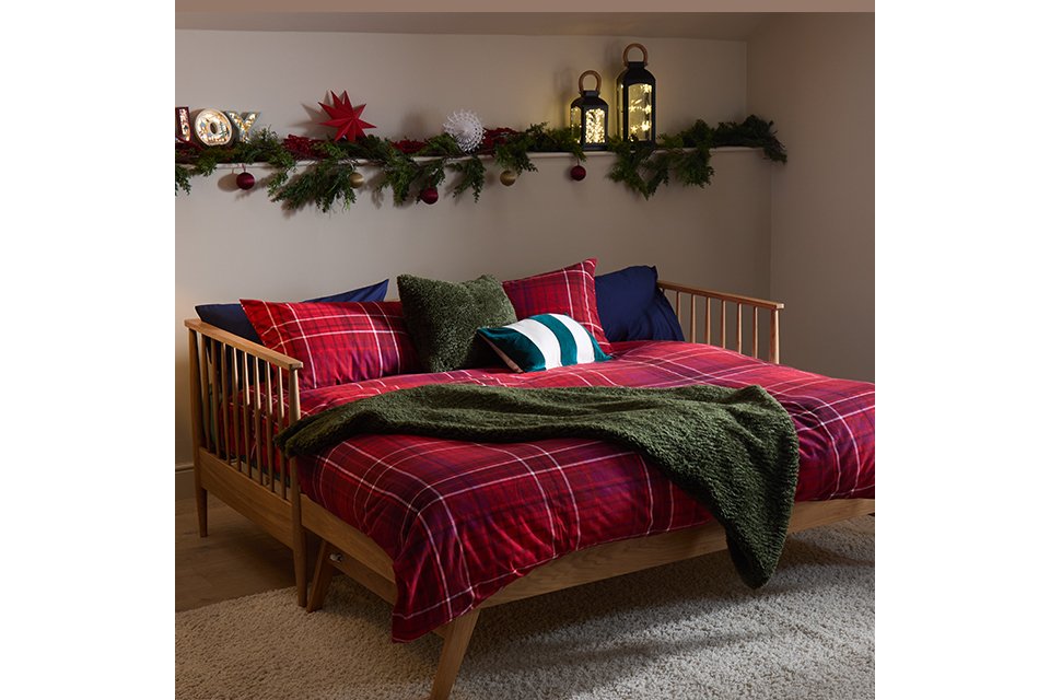 Guests to stay this festive season? Shop our duvets, folding beds and more. Shop now.