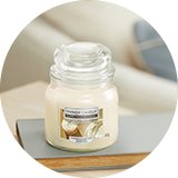 Yankee Home Inspiration Medium Jar Candle - Vanilla Frosting.