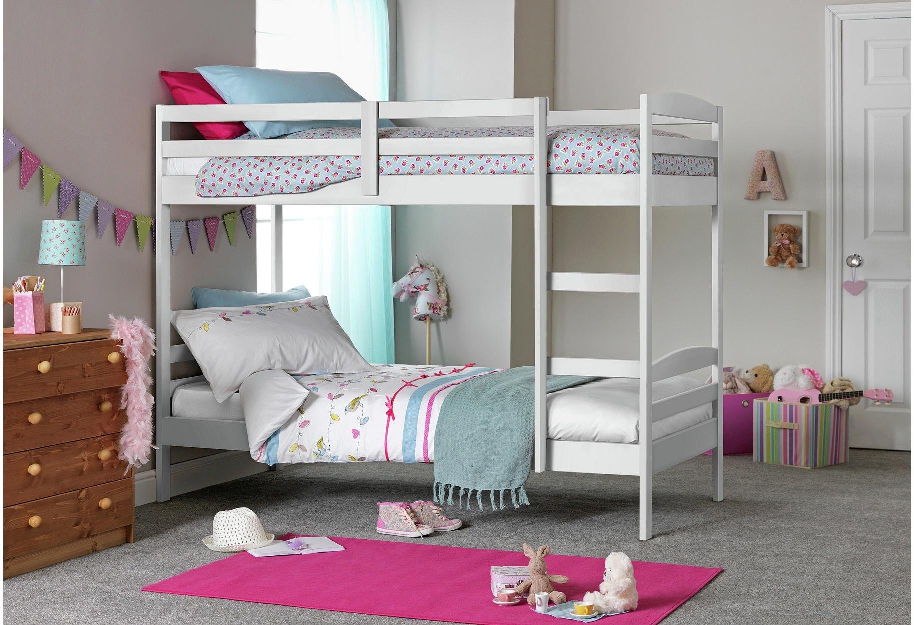 short bunk beds for small rooms