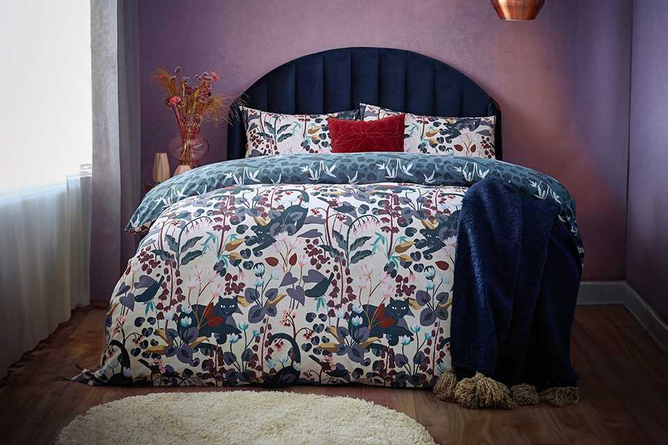 Primark love to lounge light blue floral polka dot bed shorts size M