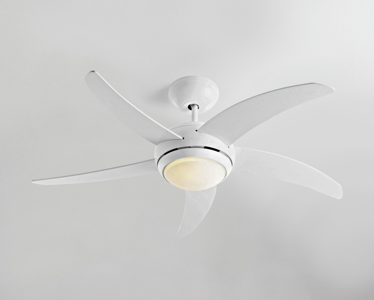 Details About Manhattan Ceiling Fan White Cool Whilst Making Minimal Noise And Vibrations New