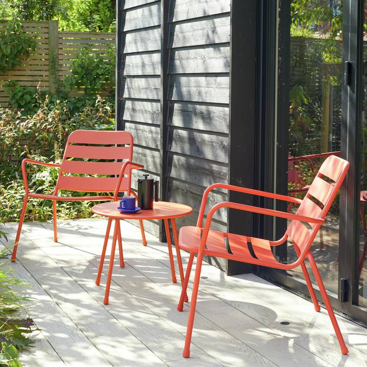 Habitat Annika 2 Seater Metal Garden Bistro Set - Red 0