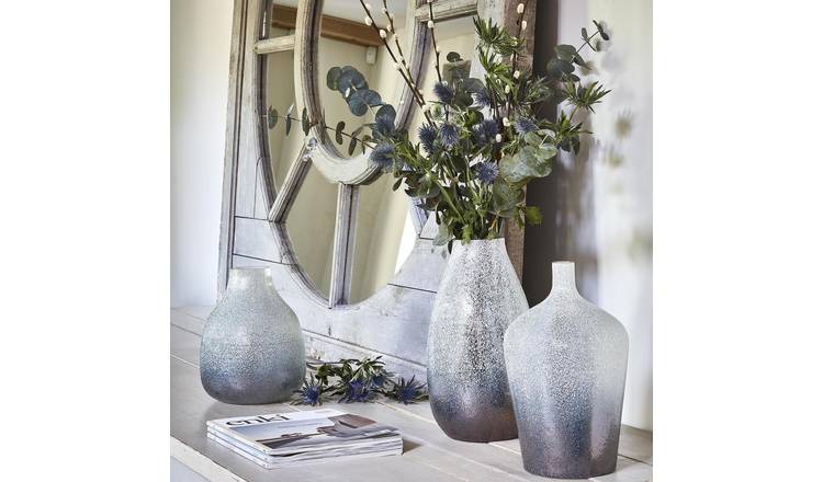 Ivyline Verre Snowdrop Frosted Glass Vase - Blue