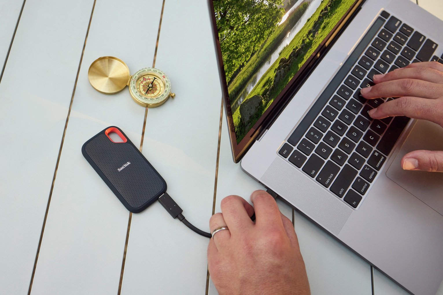 Buy SanDisk Extreme 2TB Portable SSD | External hard drives | Argos