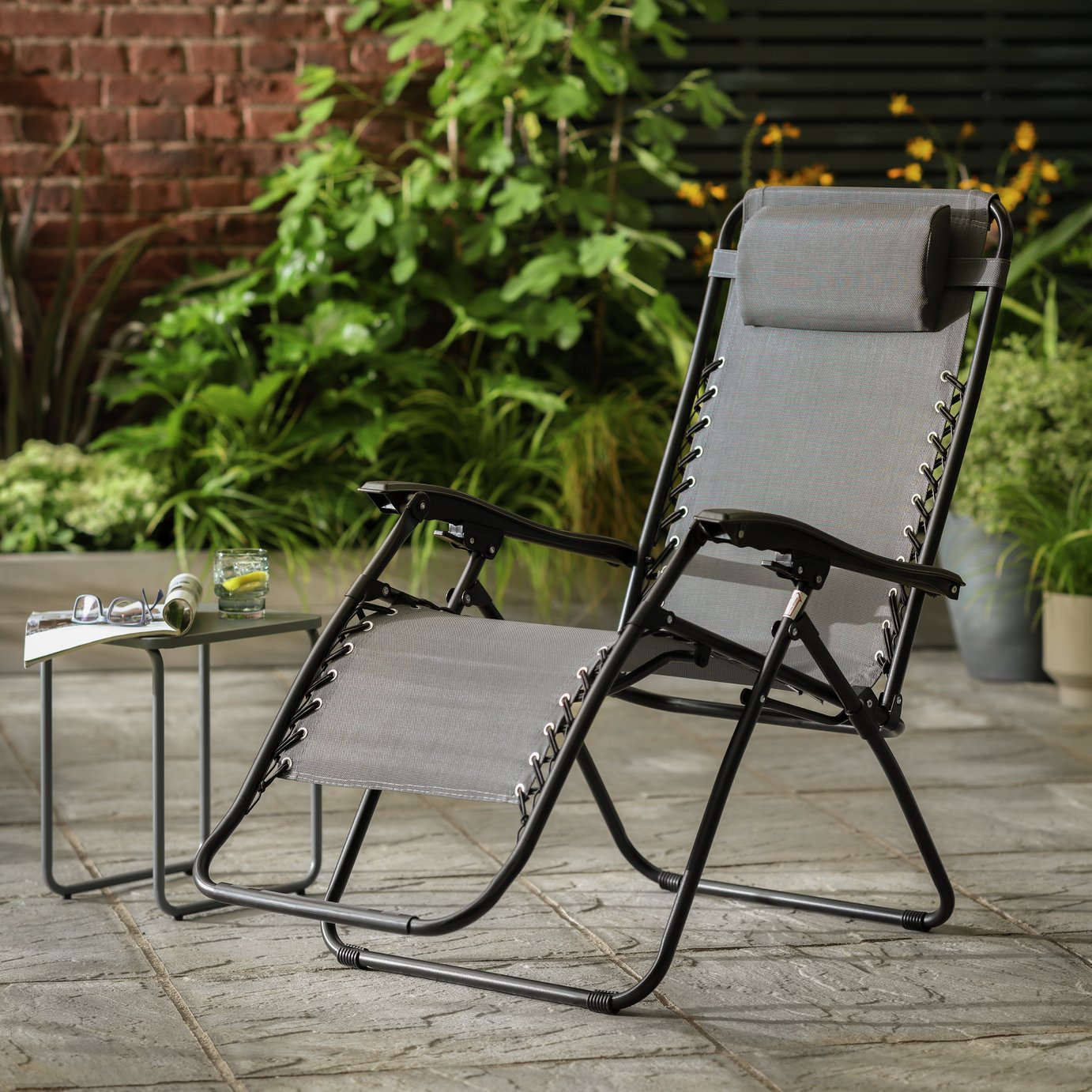 Argos Home Metal Set of 2 Sun Lounger Chairs Grey