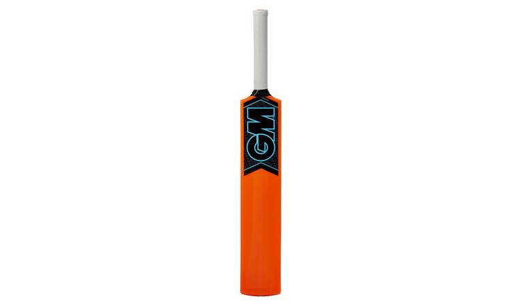 G&M Striker Cricket Bat - All-Weather