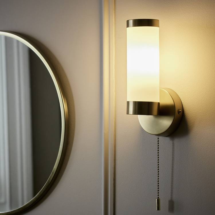 Argos Home Aspley Opal Glass Bathroom Wall Light - Brass 0
