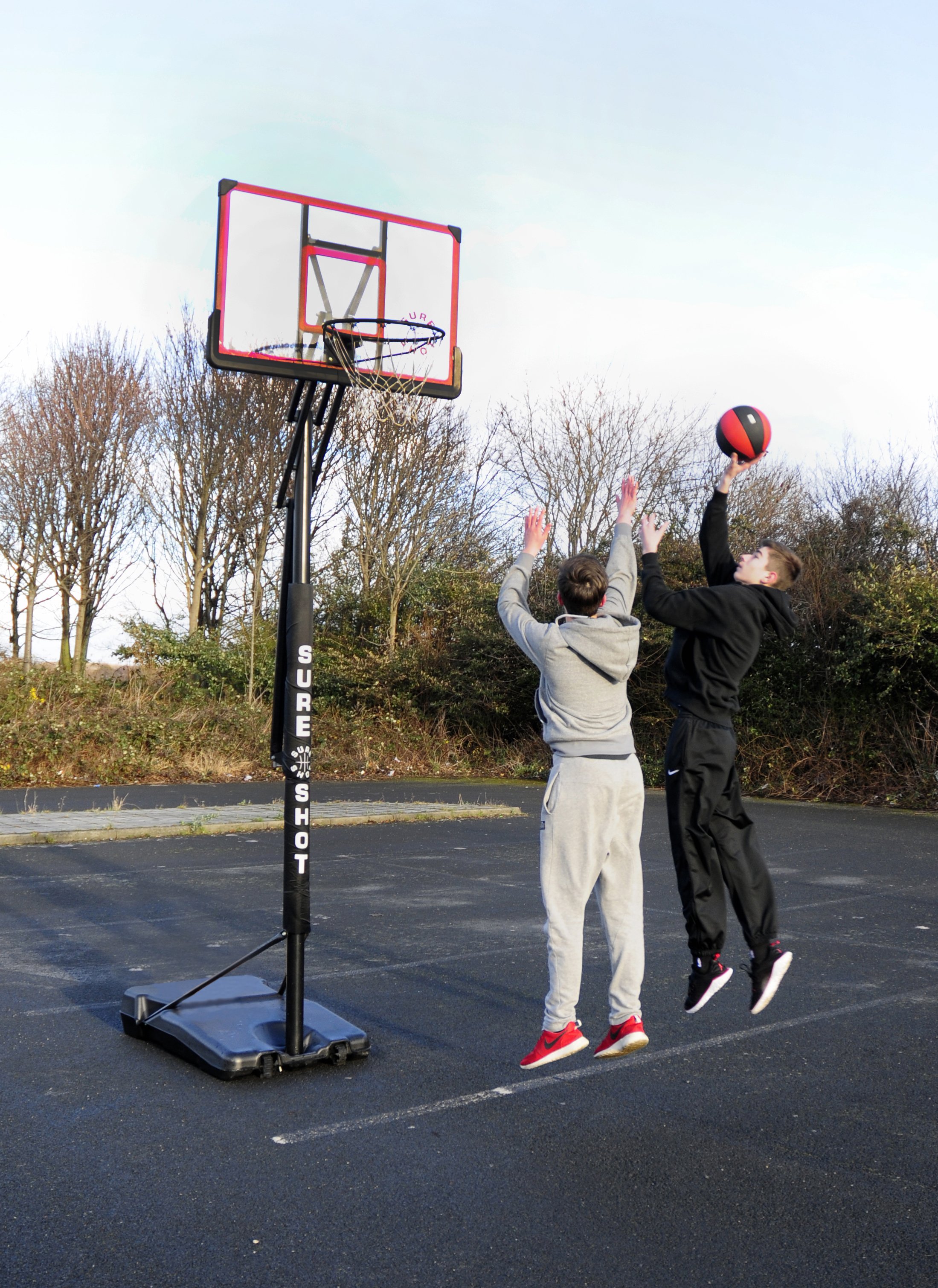 Sure Shot Easijust Basketball Unit with Acrylic Backboard. Review