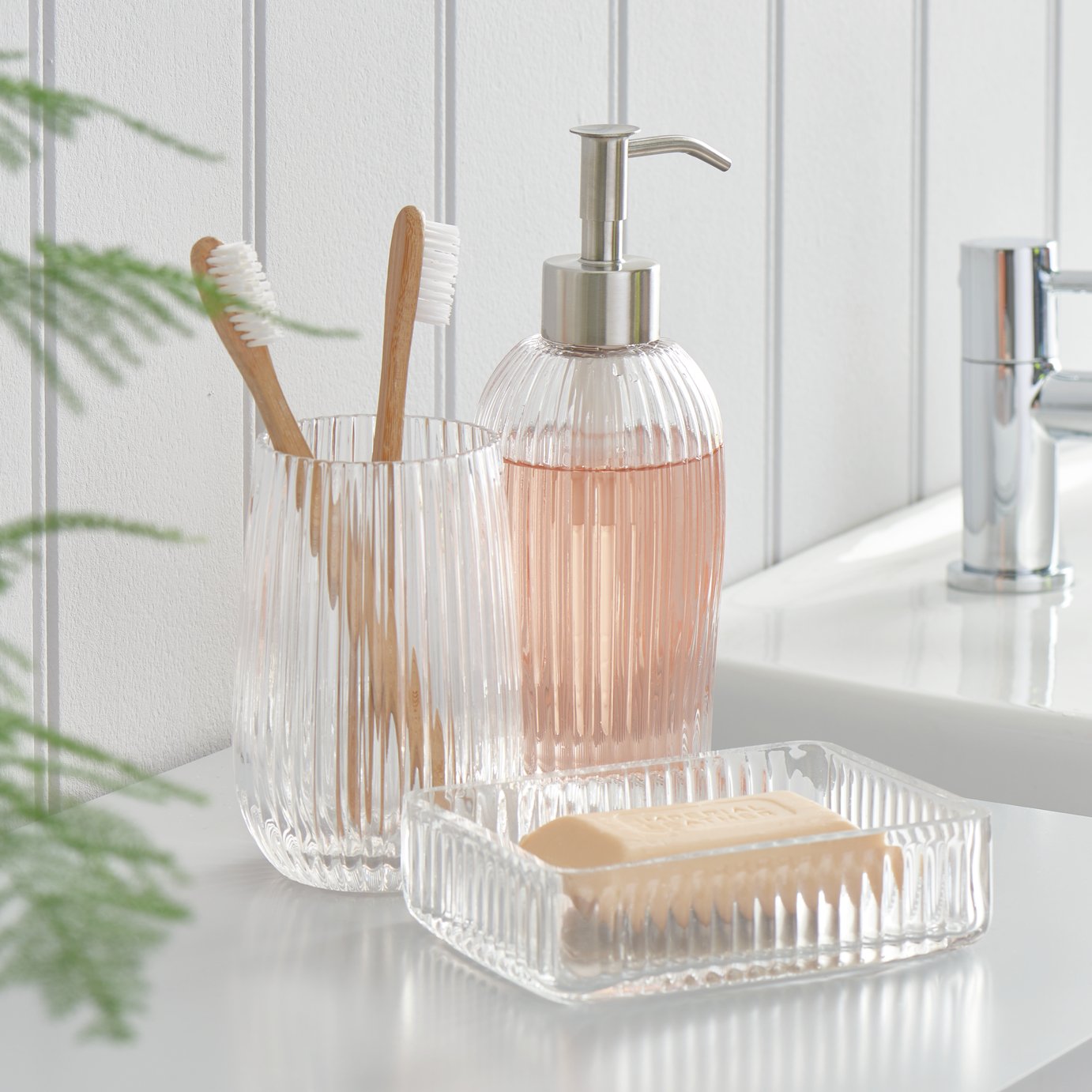 Argos Home 3 Piece Ribbed Bathroom Accessory Set Review