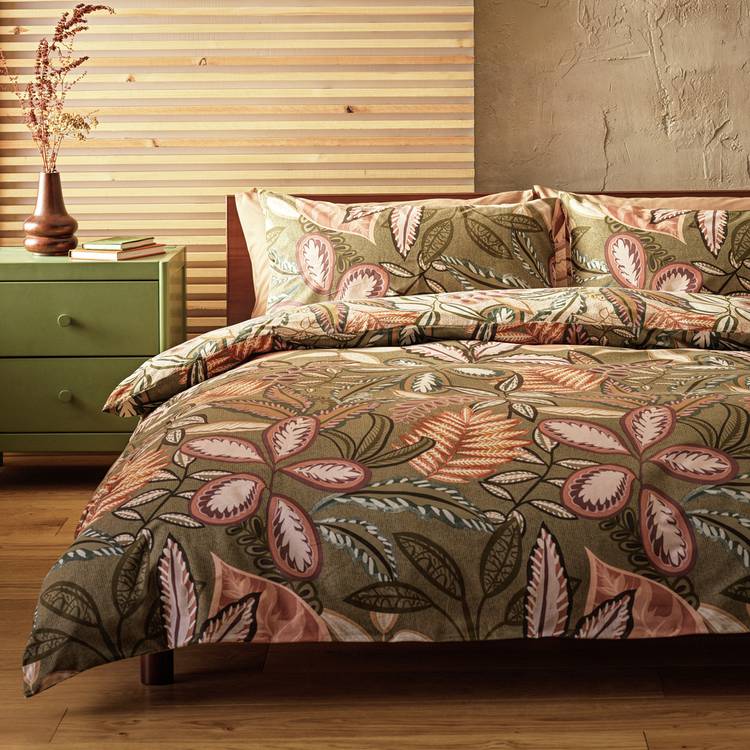 Habitat Cotton Painterly Leaf Green Bedding Set - Single 0