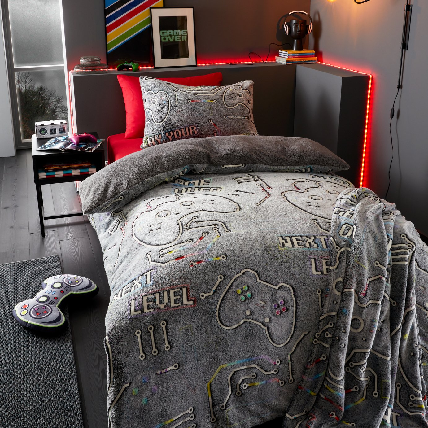 Catherine Lansfield Kids Glow In The Dark Bedding Set - S