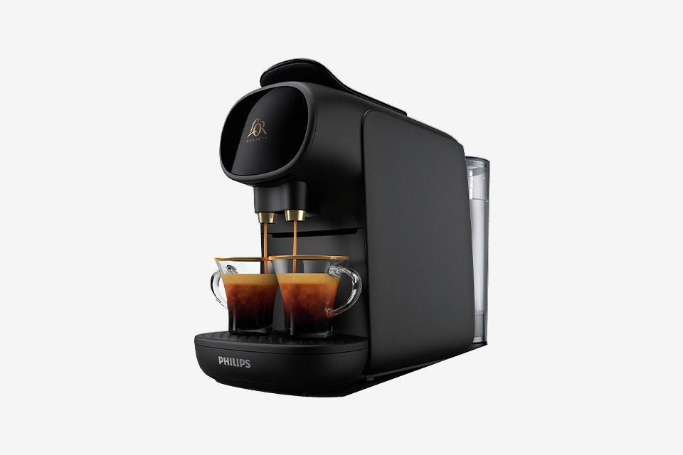 Philips EP3246/70 LatteGo Bean to Cup coffee machine in black.