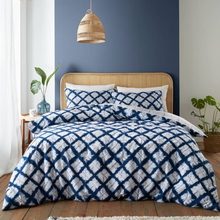 Catherine Lansfield Shibori Tie Dye Blue Bedding Set - King 0