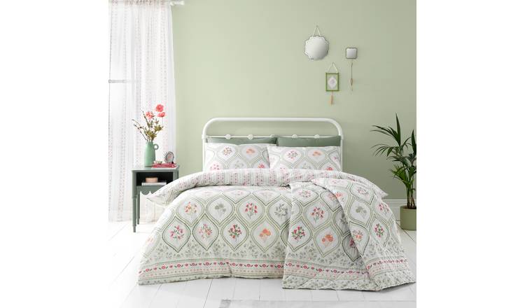 Catherine Lansfield Cameo Floral Green Bedding Set - King