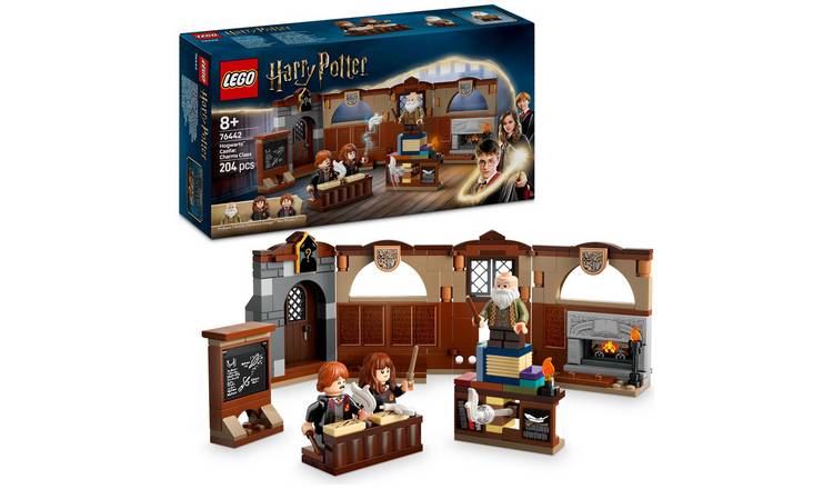 LEGO Harry Potter Hogwarts Castle: Charms Class Set 76442