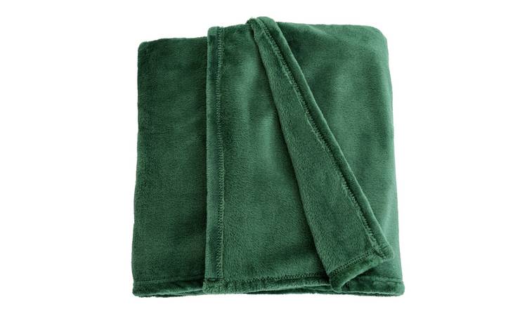 Buy Argos Home Fleece Throw - Green - 125X150cm | Blankets and throws ...