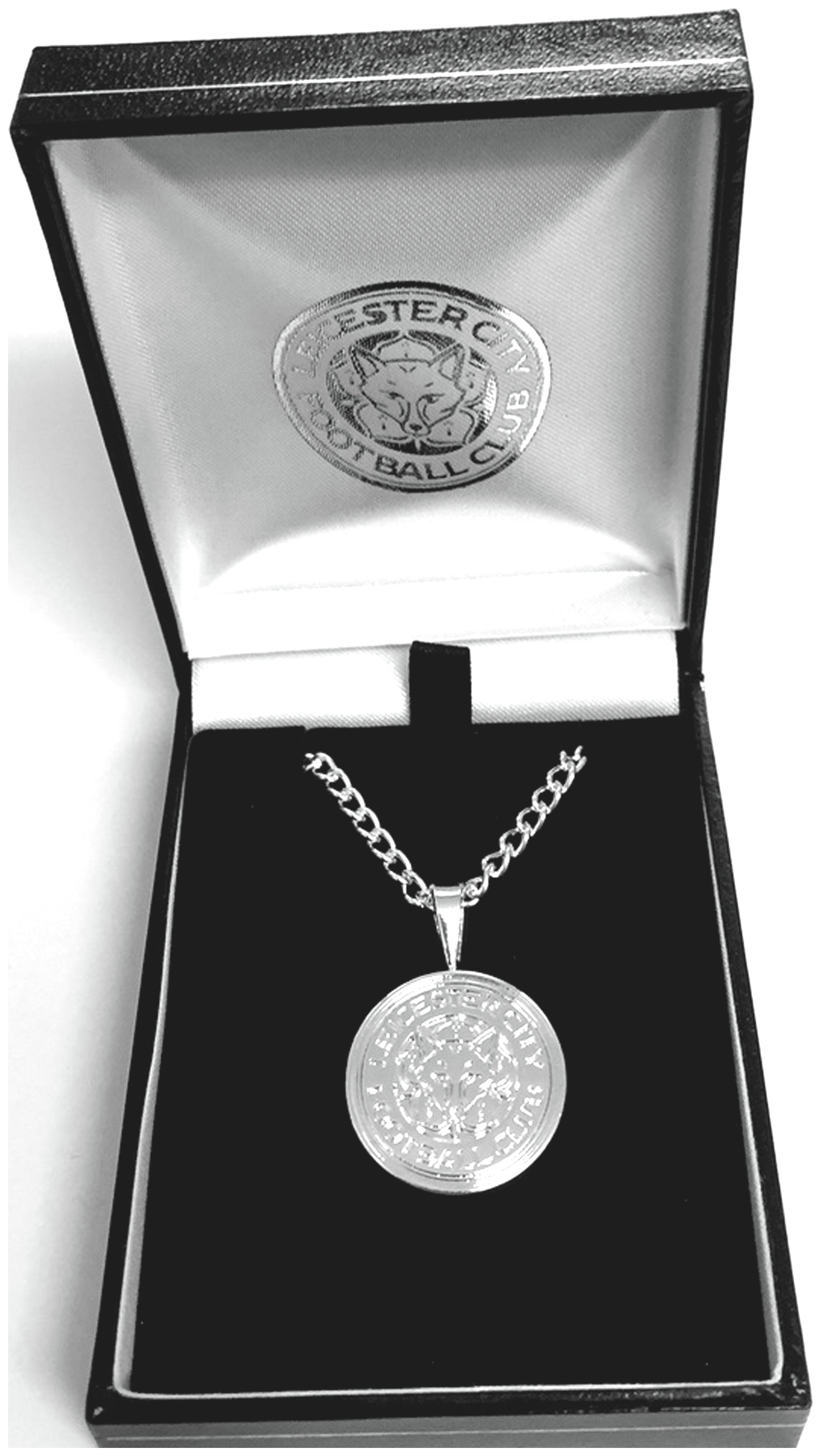 Silver Plated Leicester City Pendant and Chain Review