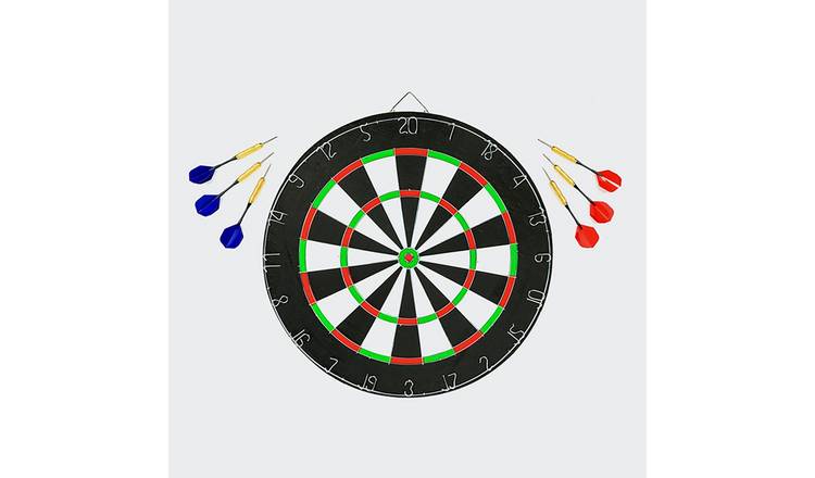 Menkind Classic Dartboard Set