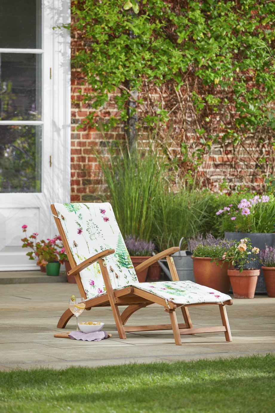 Argos Home Wooden Steamer Chair with Moorland Cushion Review