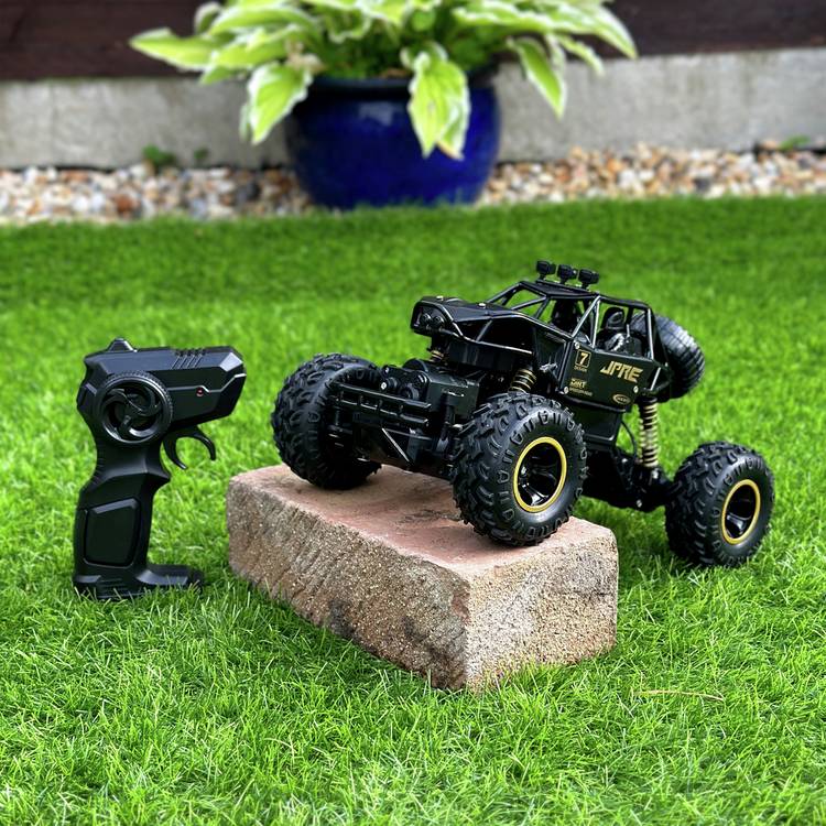 Menkind RED5 1:16 Rock Crawler Radio Controlled Truck 0