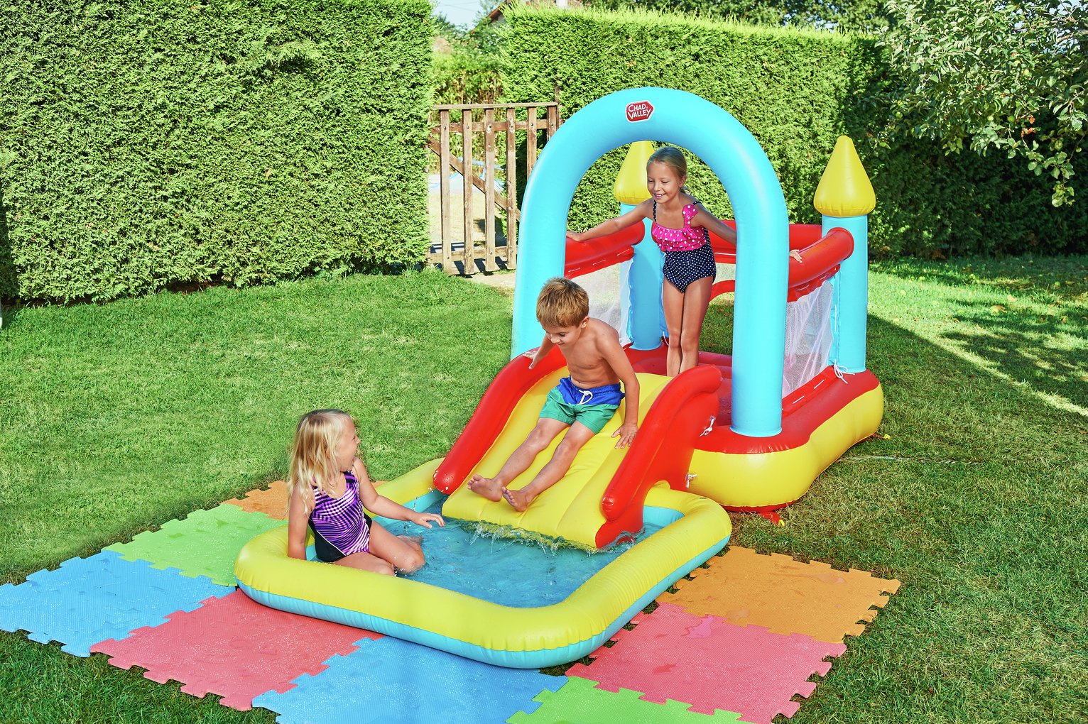 Chad Valley 10ft Kids Bouncy Castle and Paddling Pool Review