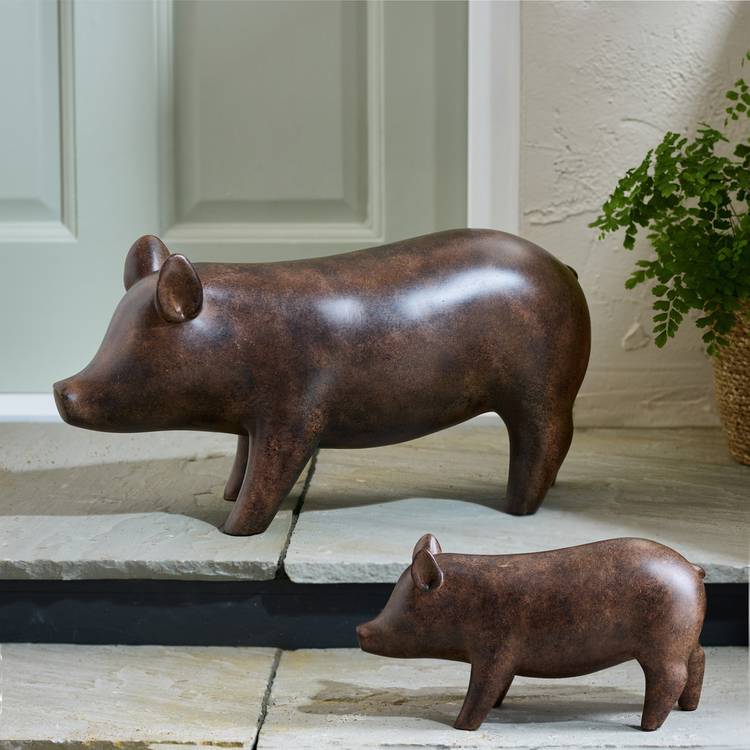 Habitat Metal Effect Pig Family Ornament 0