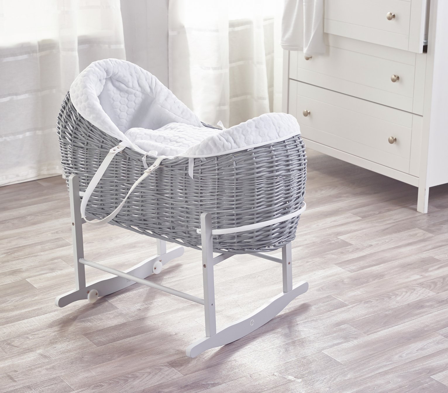 White Honeycomb Wicker Pod Basket and Rocker Review