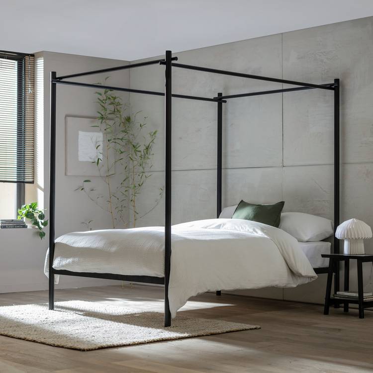 Habitat Akari 4 Poster Double Metal Bed Frame - Black 0