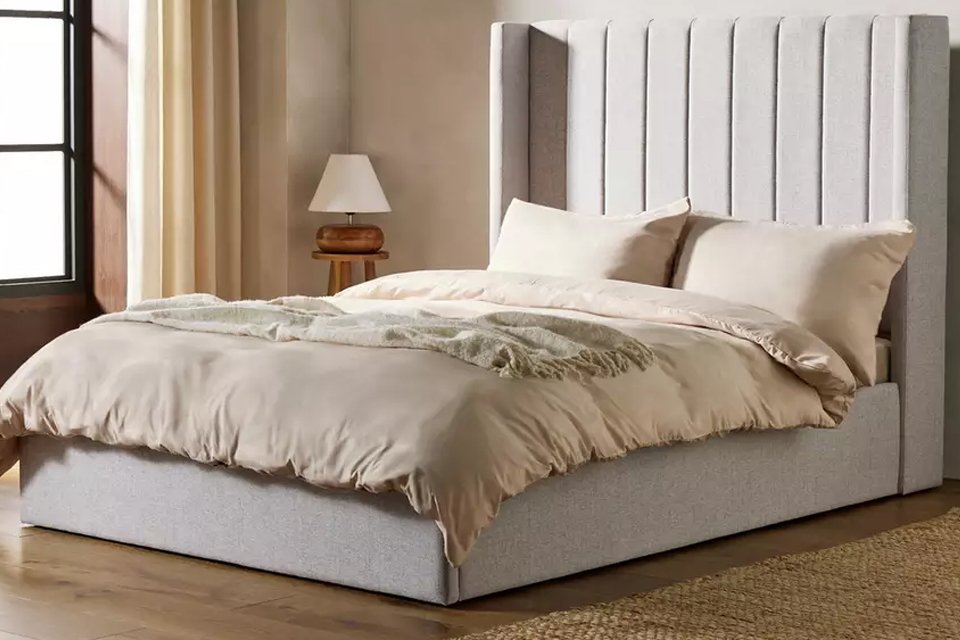 Habitat Kempley Small Double End Lift Ottoman Bed.