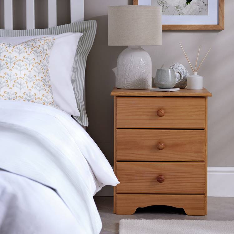 Argos Home Nordic 3 Drawer Bedside Table - Pine 0
