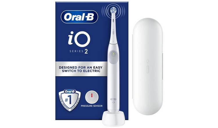 Oral-B iO Series 2 Electric Toothbrush White (+Travel Case)