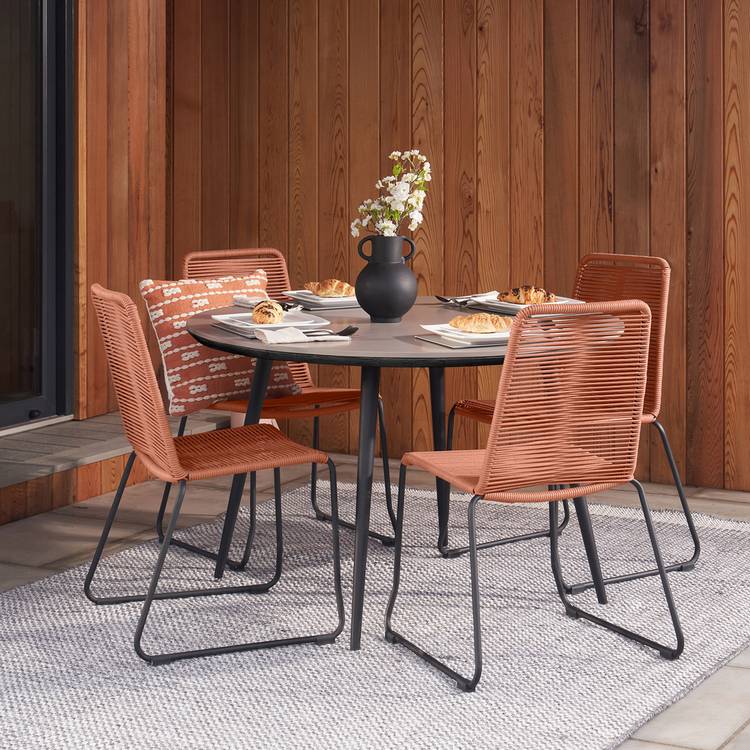 Pacific Pang 4 Seater Rattan Effect Patio Set - Orange 0