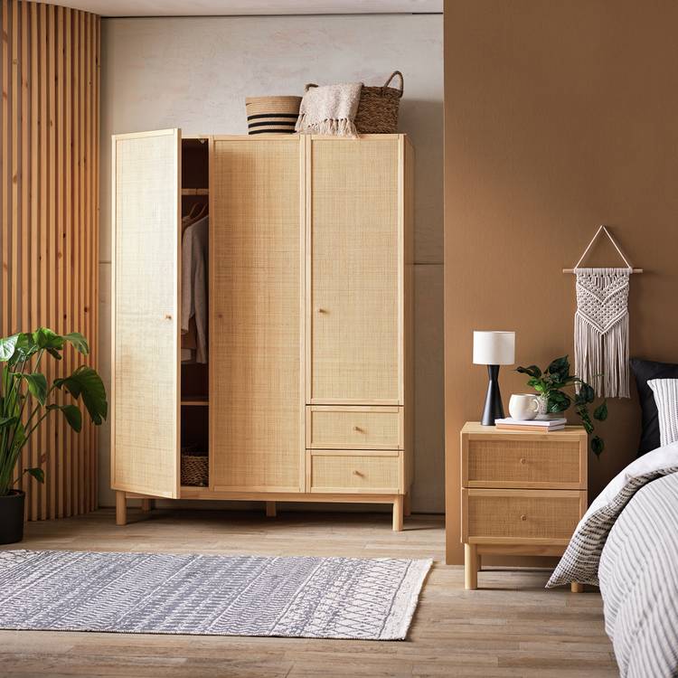 Habitat Simone 3 Door 2 Drawer Wardrobe 0