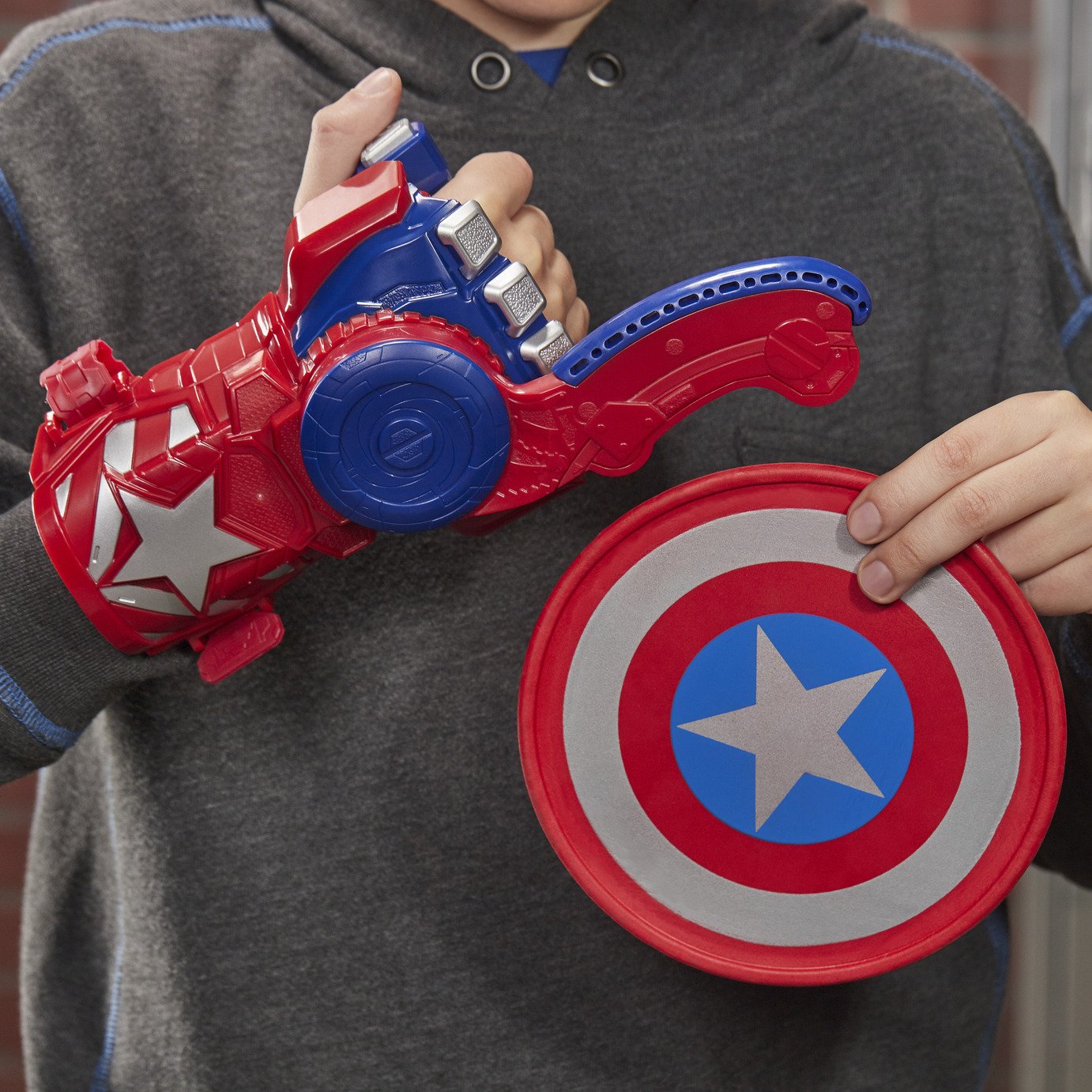 NERF Power Moves Marvel Avengers Captain America Shield Review