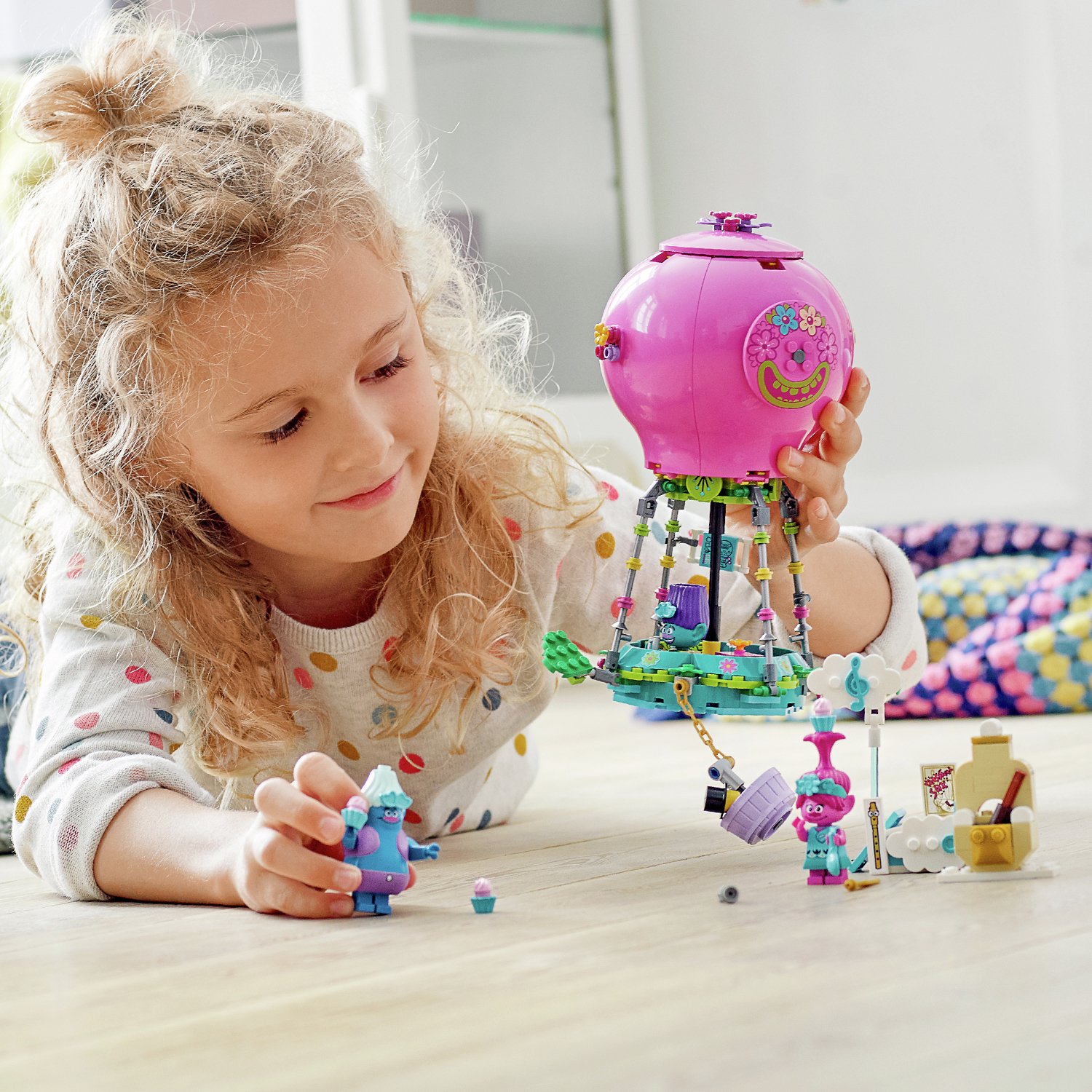 LEGO Trolls Poppy's Hot Air Balloon Adventure Playset- 41252 Review