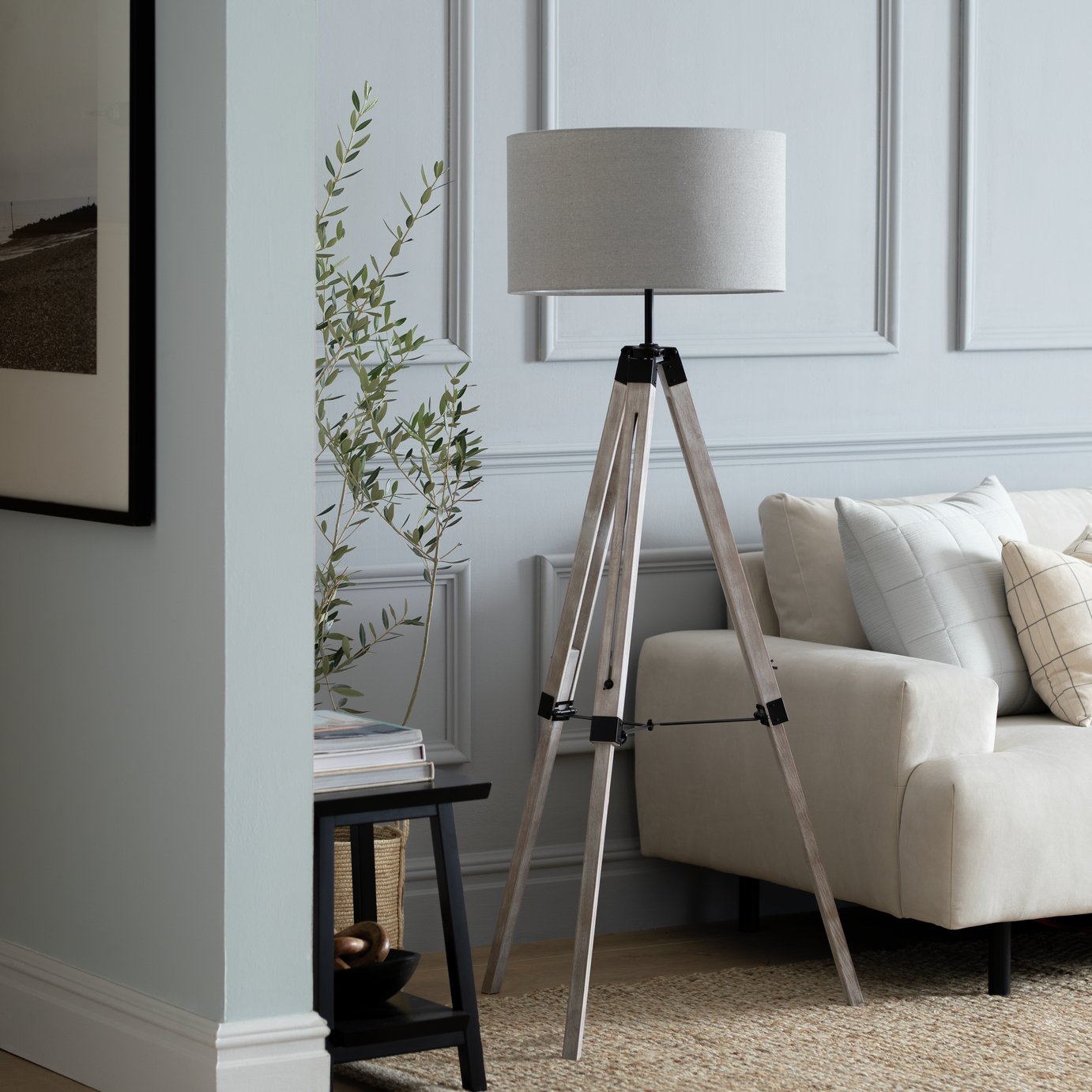 Habitat Lyle Wooden Tripod Floor Lamp - Grey