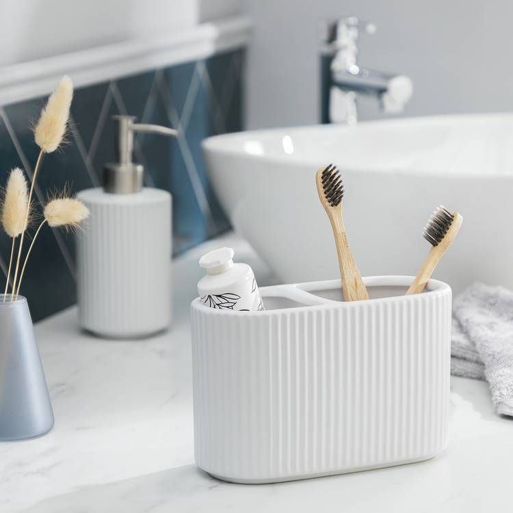 Argos Home Ribbed Ceramic Toothbrush Caddy - White 0